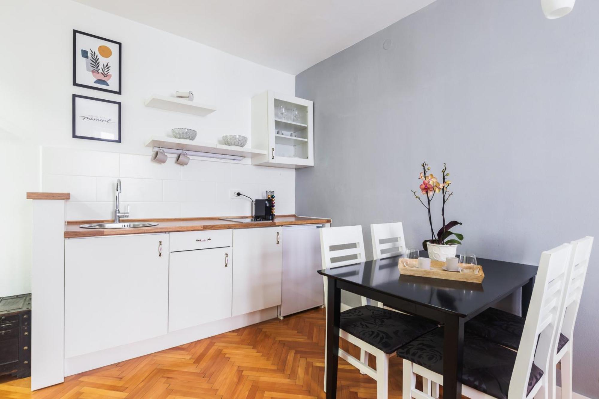 M&A Apartments ザダル エクステリア 写真