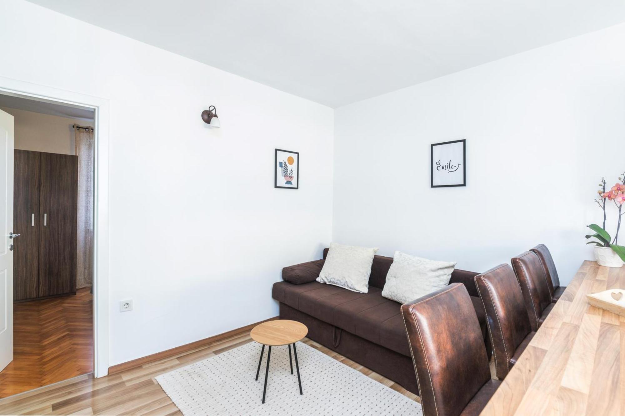 M&A Apartments ザダル エクステリア 写真