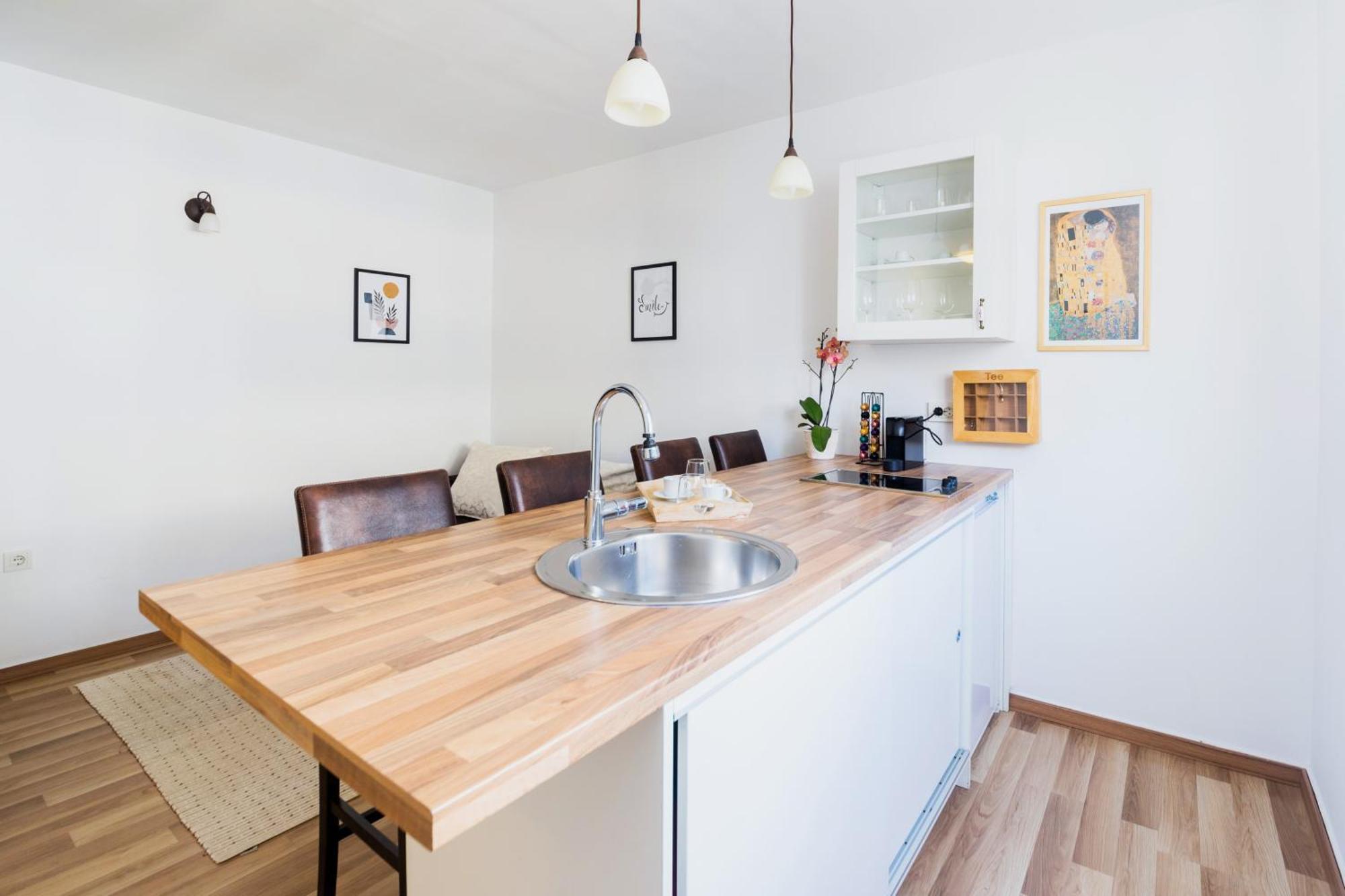 M&A Apartments ザダル エクステリア 写真