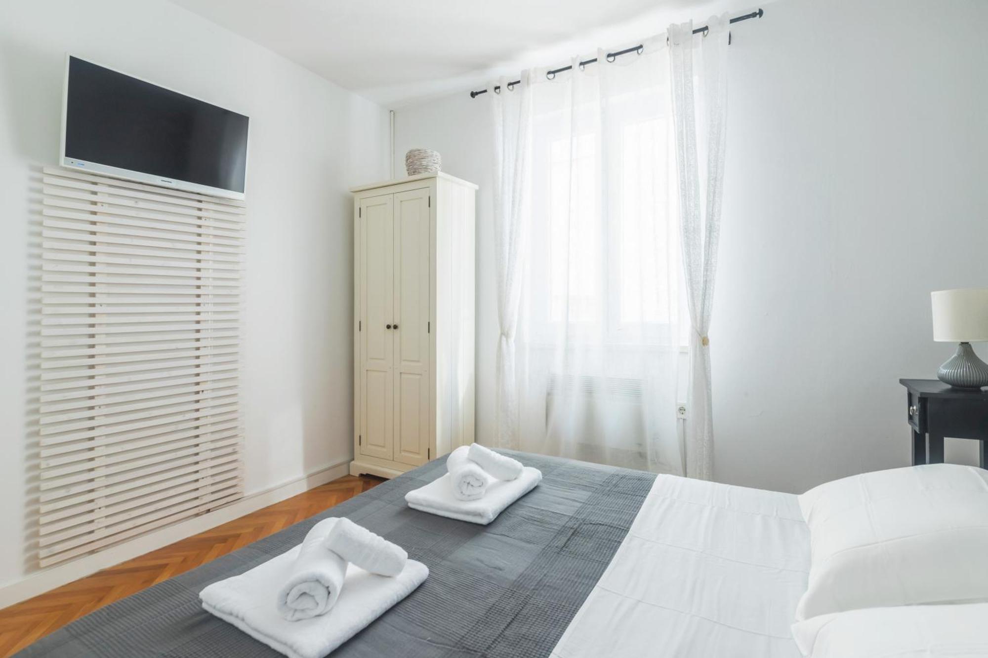 M&A Apartments ザダル エクステリア 写真